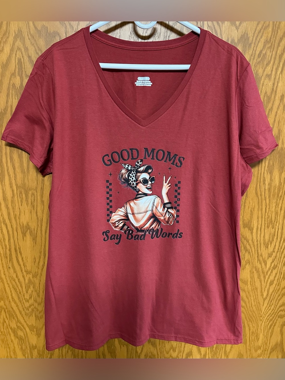 Mom Humor V-Neck Graphic Tee - NIP